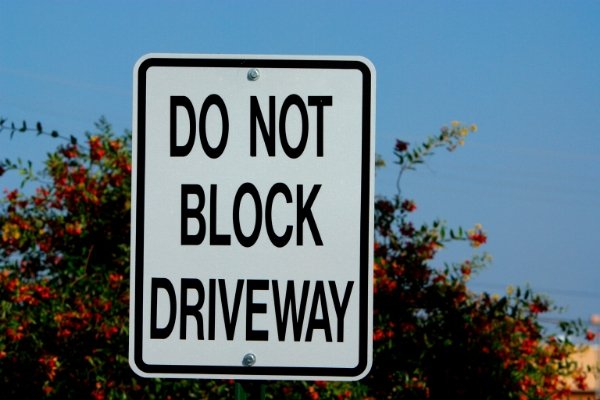 do-not-block-driveway